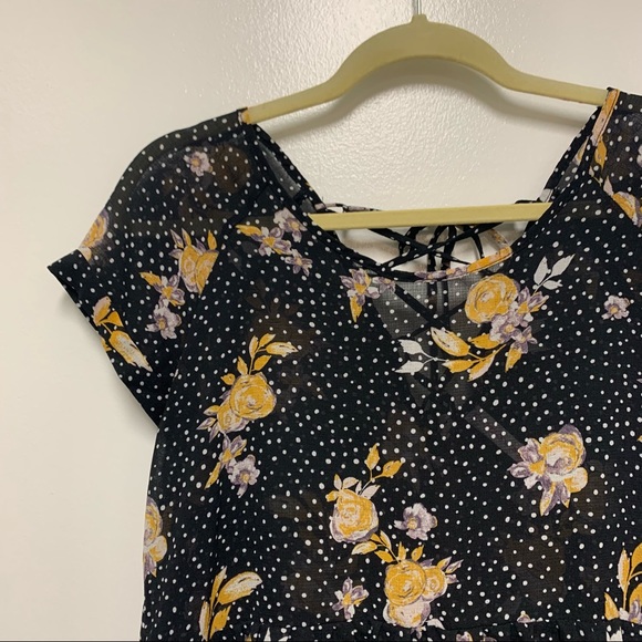 Xhilaration Floral and Polka Dot Blouse - Picture 7 of 11